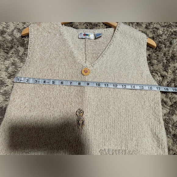 VTG 1995 Eagle’s Eye Vest W/ Funky Painted Buttons - Picture 7 of 10